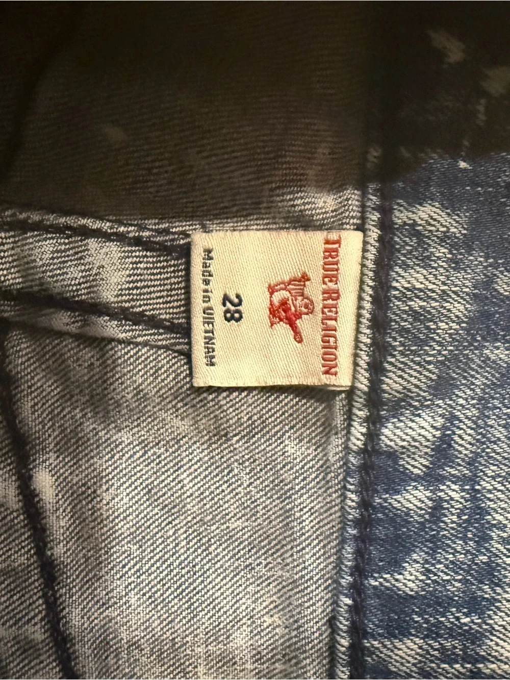 True Religion Ricky denim relaxed straight shorts size 28
